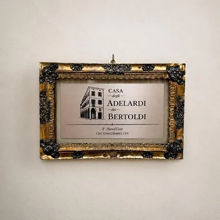 Casa Dei Bertoldi - 2 Bedrooms In Historic Center Modena